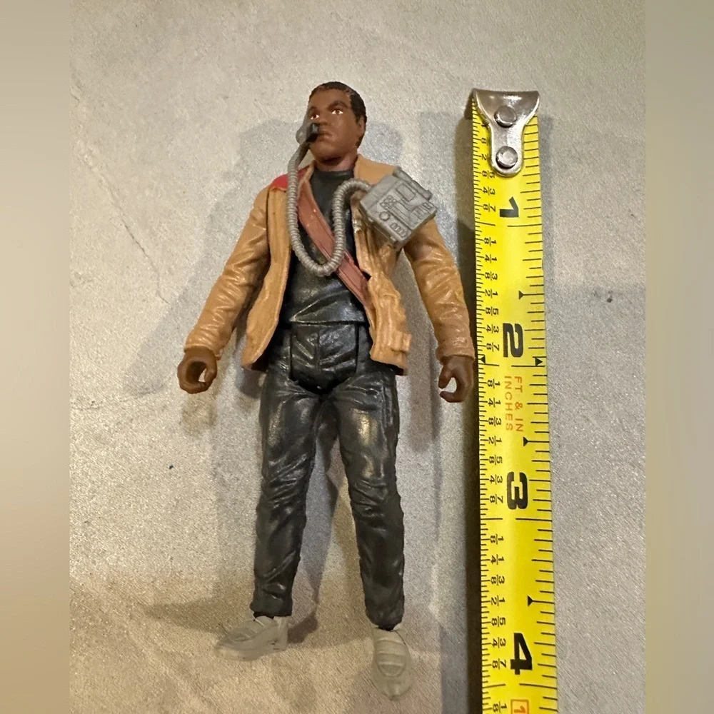 Hasbro Star Wars The Black Series Finn Jakku Action Figure - Picture 4 of 4